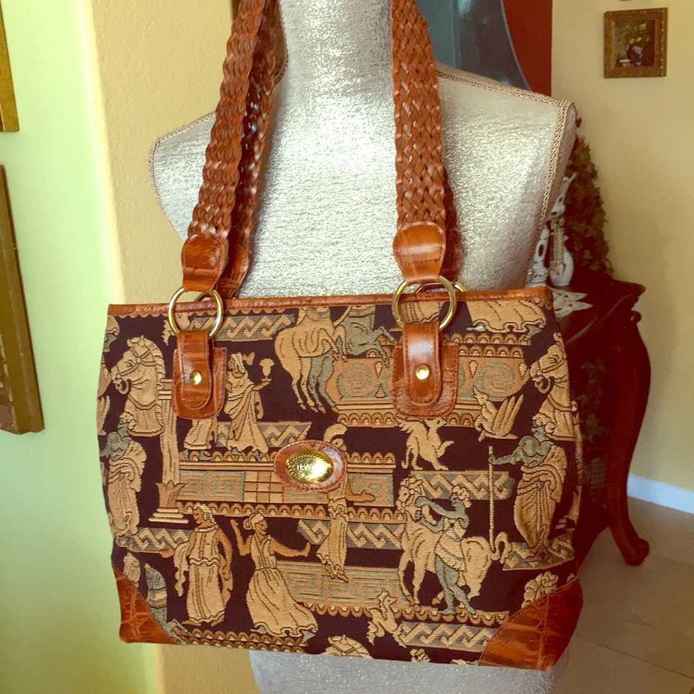 BEATIFULL TAPESTRY BAG
